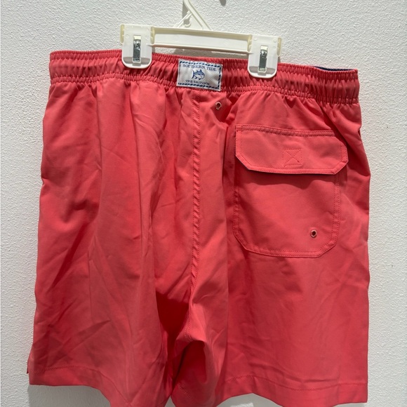Men’s Swim Trunks Southern Tide M 8”inseam - Picture 4 of 5